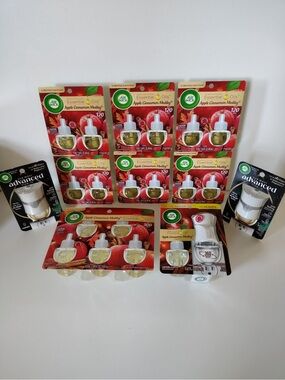 Air Wick Plug-in Scented Oil Refills Apple Cinnamon Medley (18 Refills+3 Warmer)